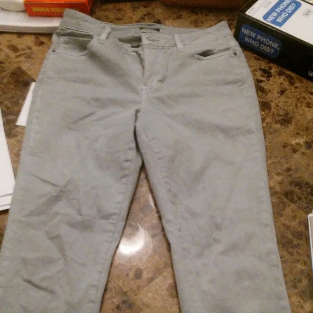 Rue21 Gray size 4 jeggings/jeans
